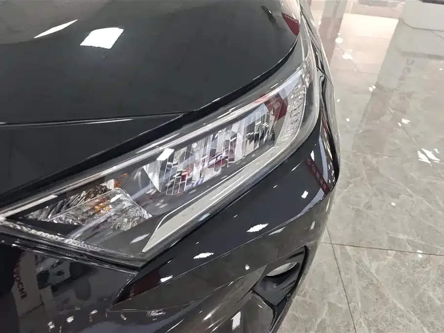 Toyota RAV4 2021 из CN, фото 3