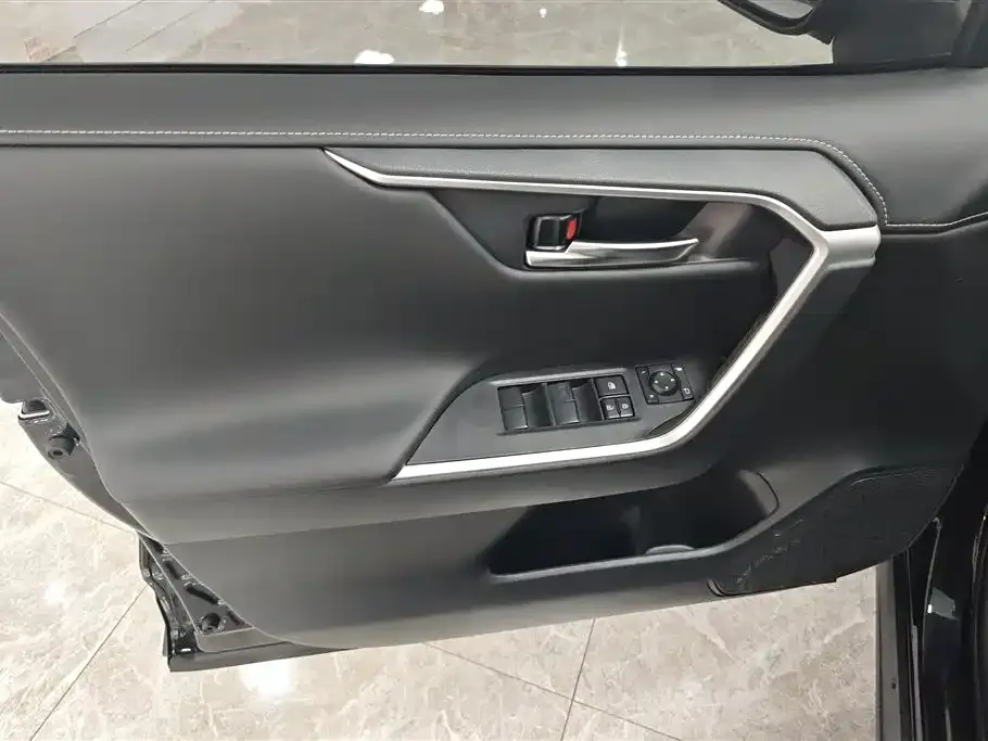Toyota RAV4 2021 из CN, фото 10