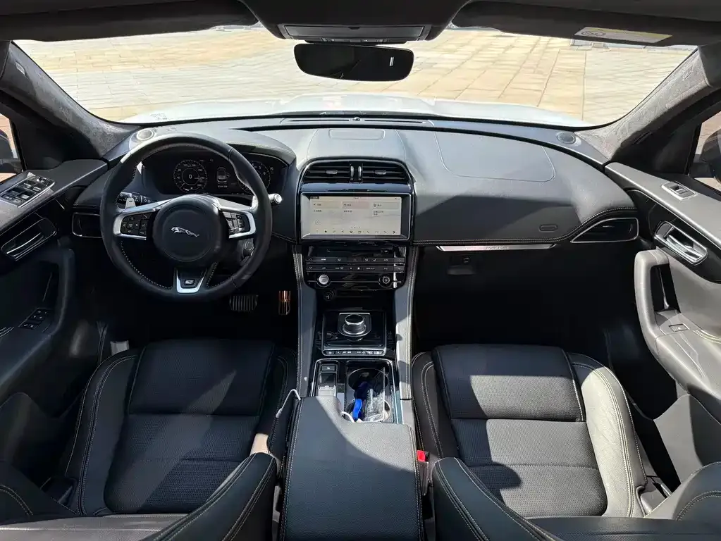 Jaguar F-PACE 2021 из CN, фото 7
