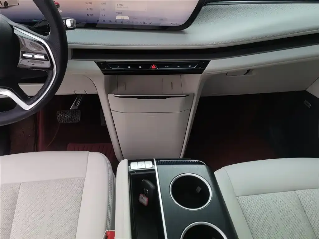Buick GL8 Hybrid — фото 2