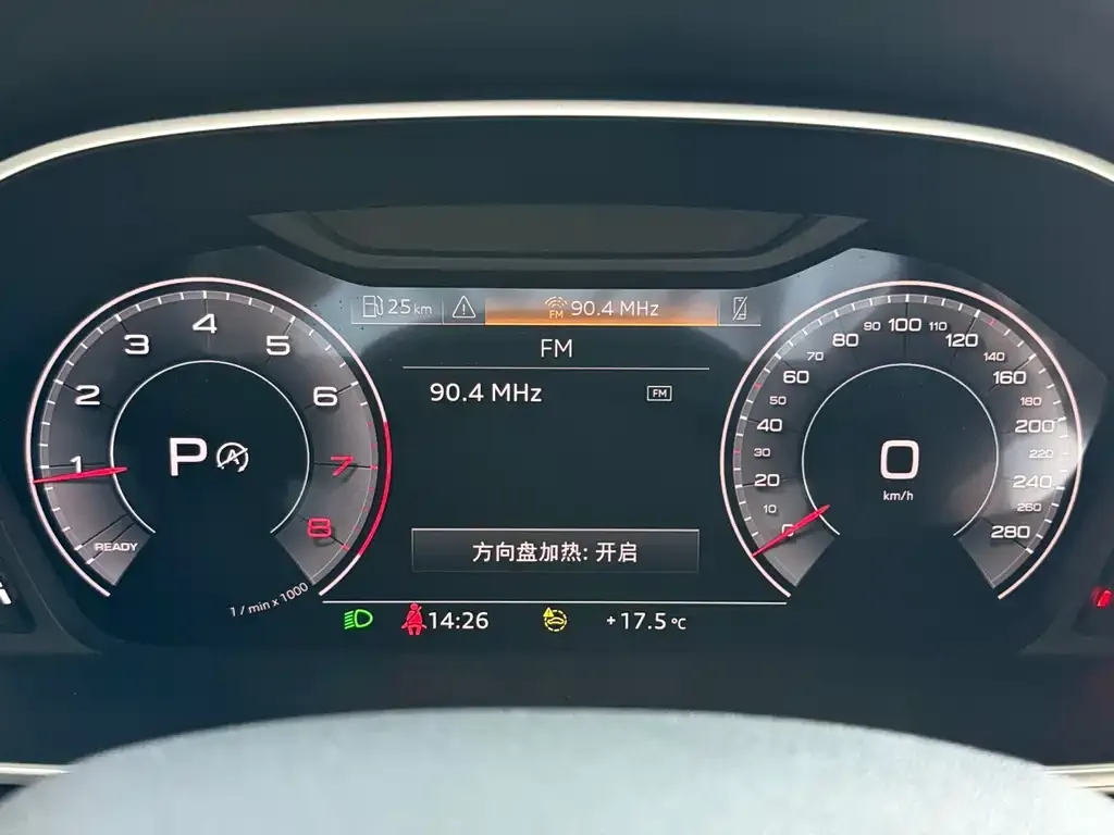 Audi Q3 2023 из CN, фото 2