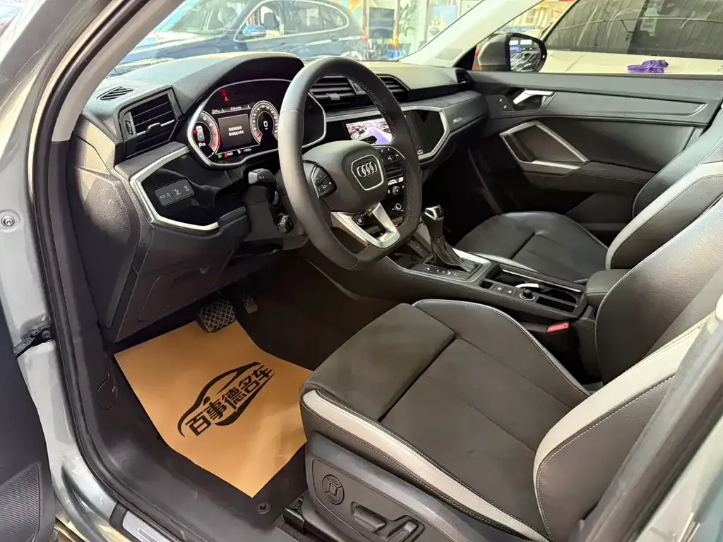 Audi Q3 2023 из CN, фото 3