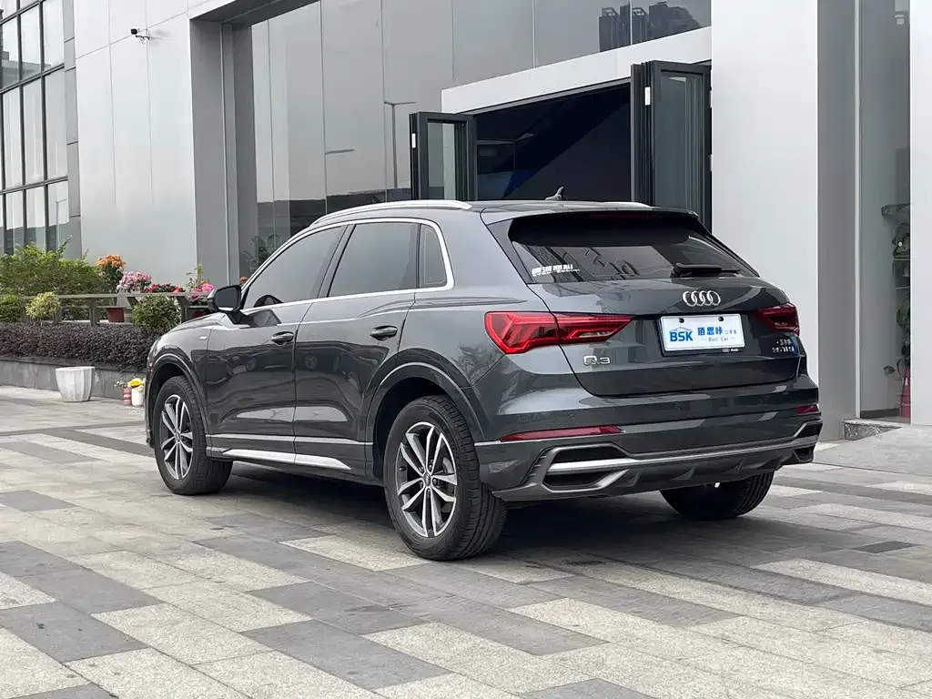 Audi Q3 — фото 5