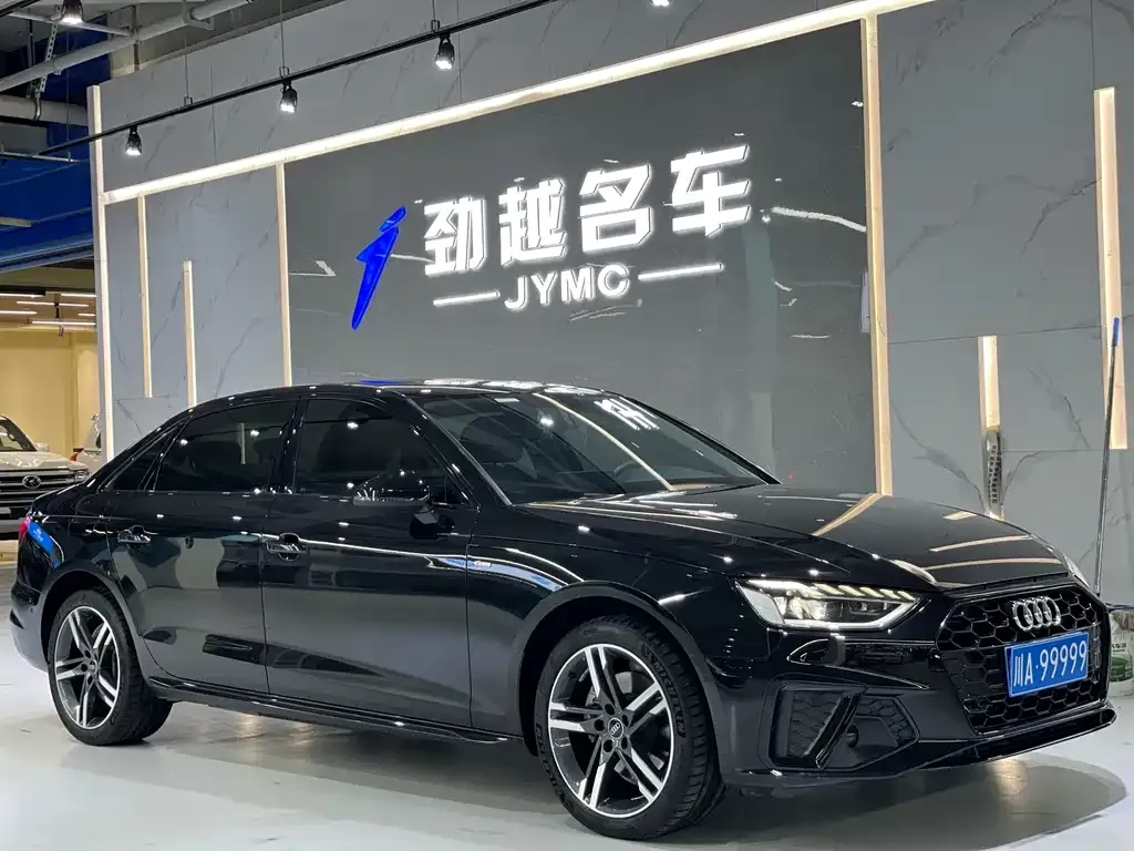 Audi A4L 2022 из CN, фото 3