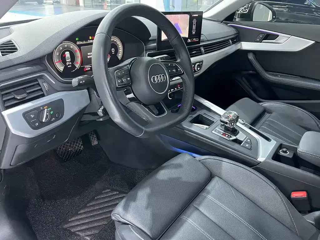 Audi A4L 2022 из CN, фото 9