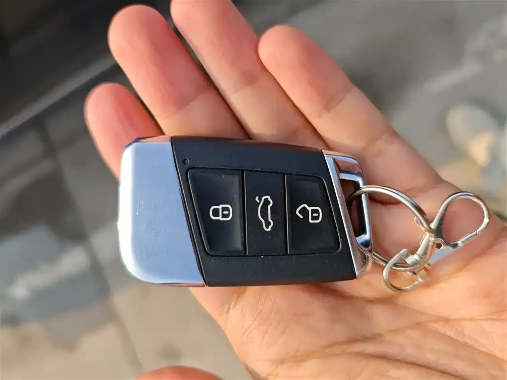 Volkswagen Magotan 2023 из CN, фото 10