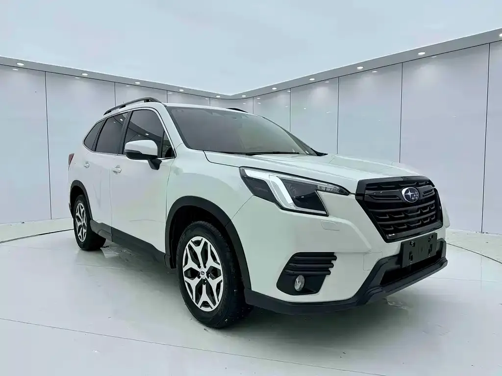 Subaru Forester 2023 из CN, фото 5