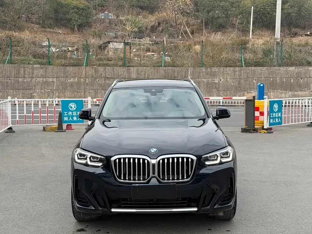 BMW X3 — фото 10