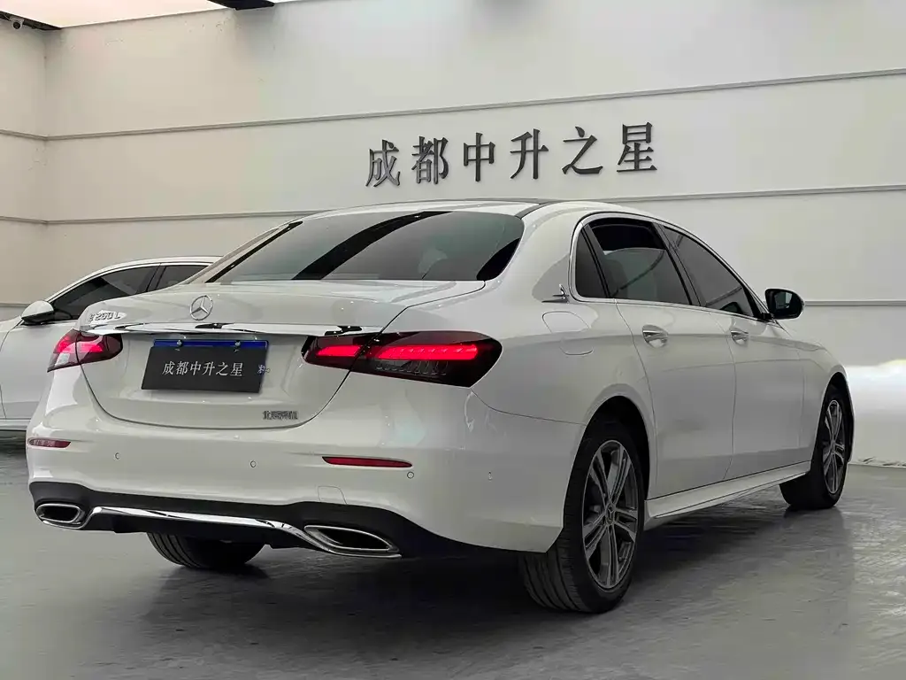 Mercedes-Benz E-Class 2022 из CN, фото 3
