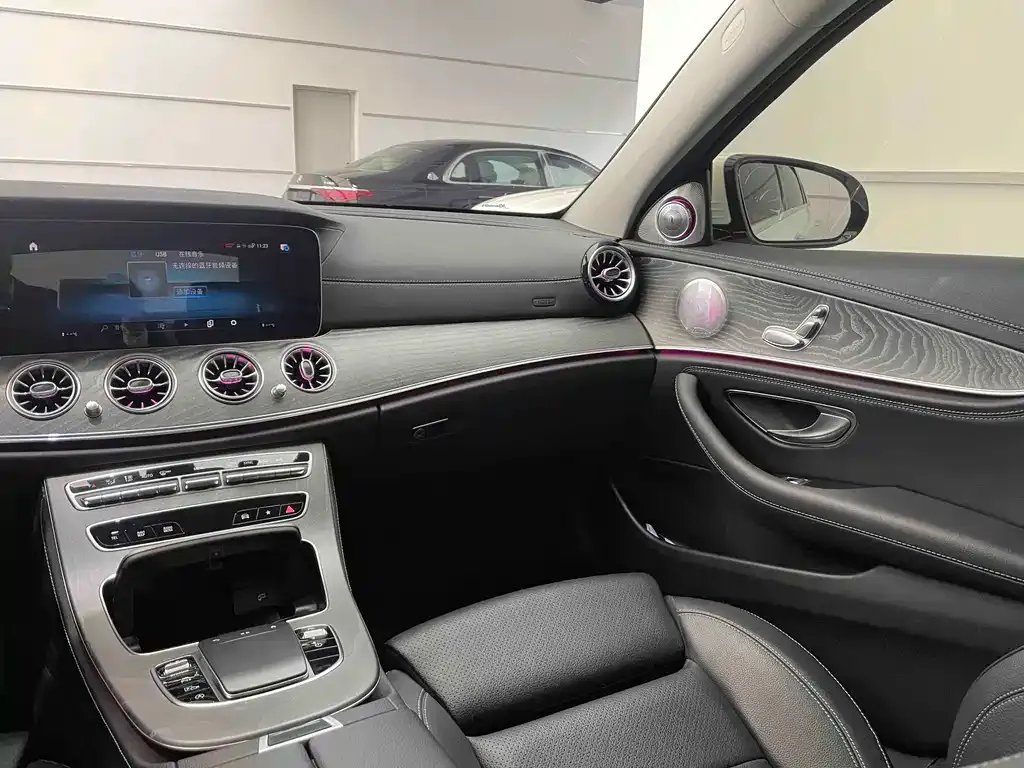 Mercedes-Benz E-Class 2022 из CN, фото 6