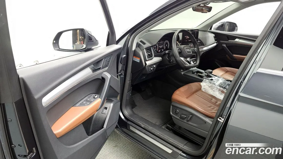 Audi Q5 2023 из KR, фото 10