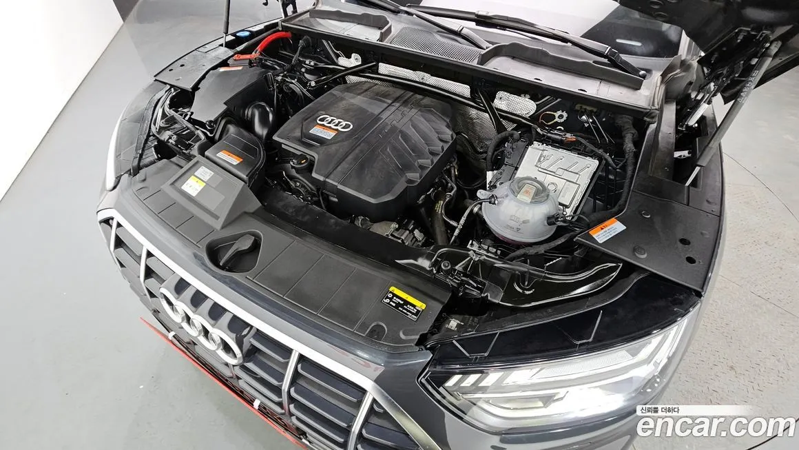 Audi Q5 2023 из KR, фото 8