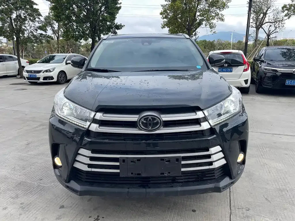 Toyota Highlander 2021 из CN, фото 8