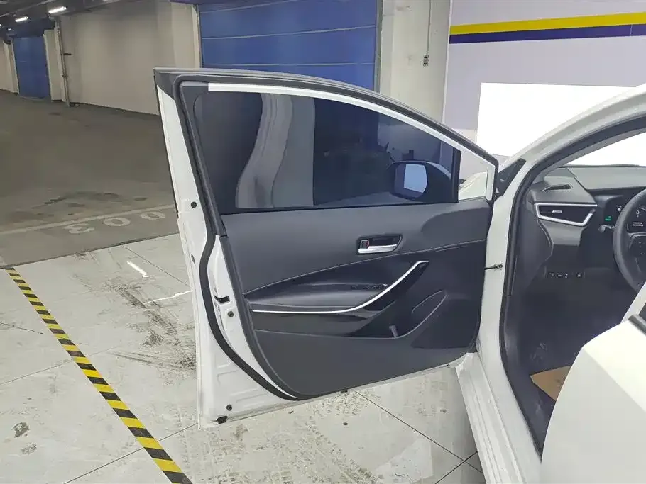 Toyota Corolla 2024 из CN, фото 7