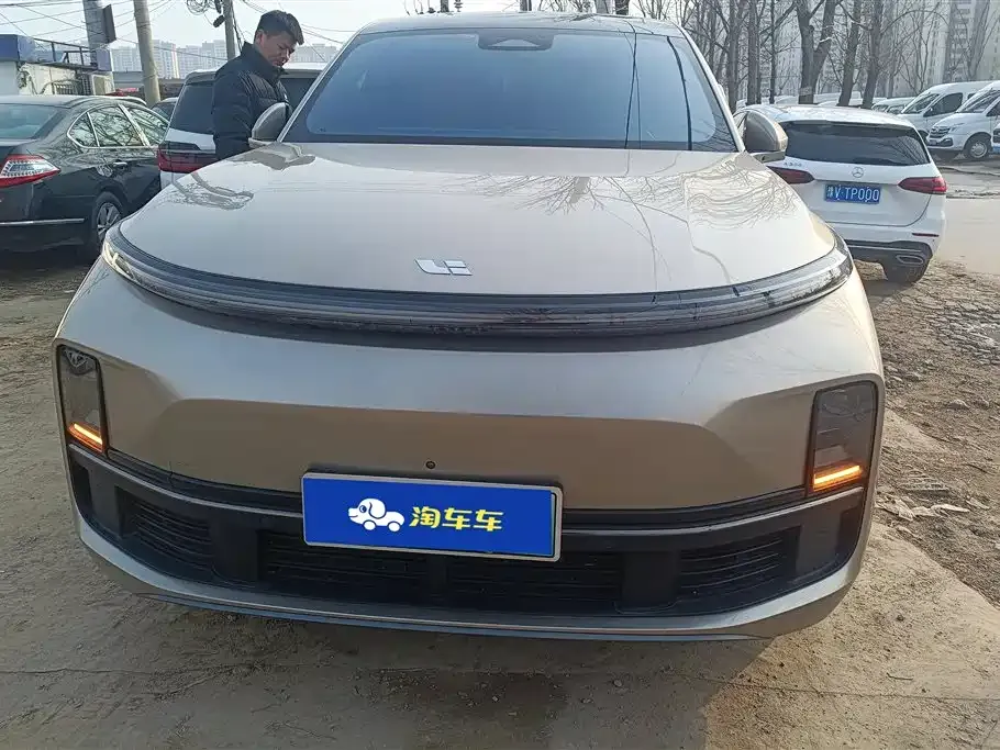 Li Auto L8 2023 из CN, фото 5