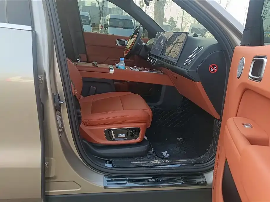 Li Auto L8 2023 из CN, фото 4