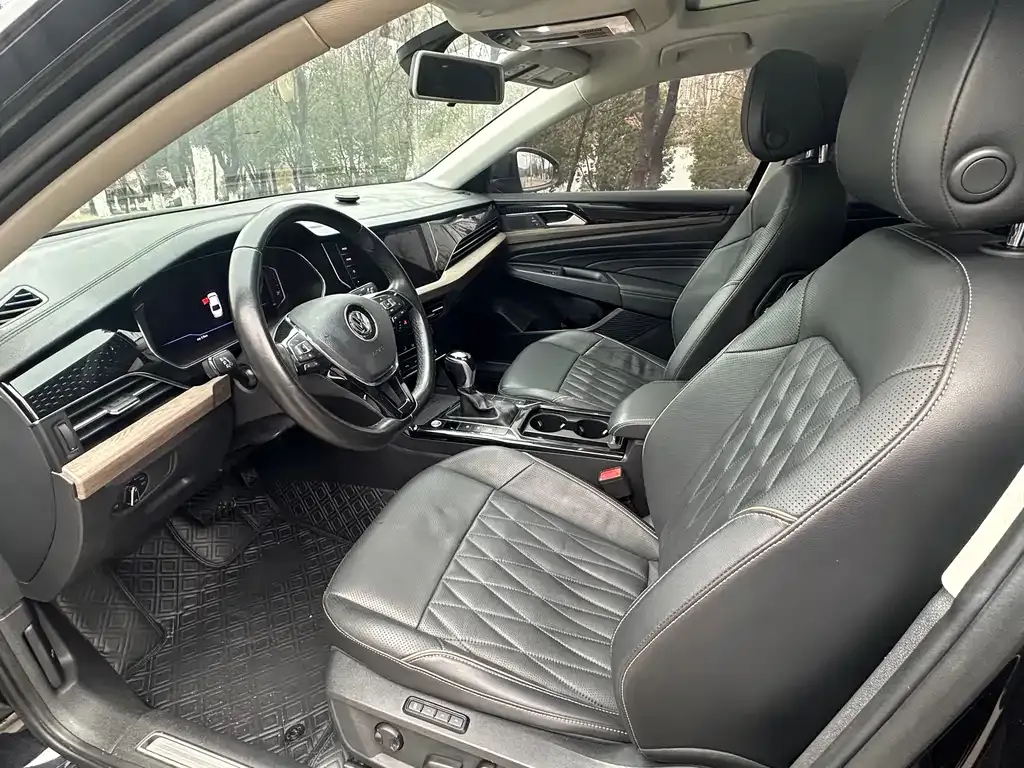 Volkswagen Passat — фото 4