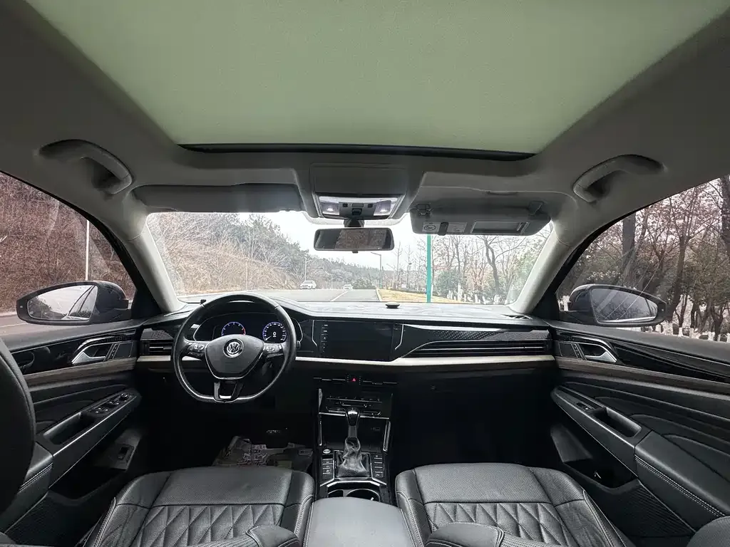 Volkswagen Passat — фото 2