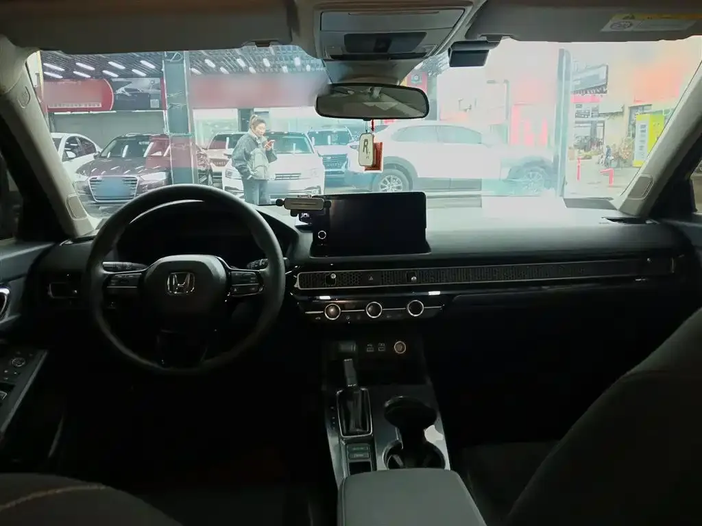Honda Civic 2023 из CN, фото 2