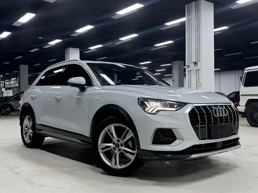Audi Q3 — фото 5