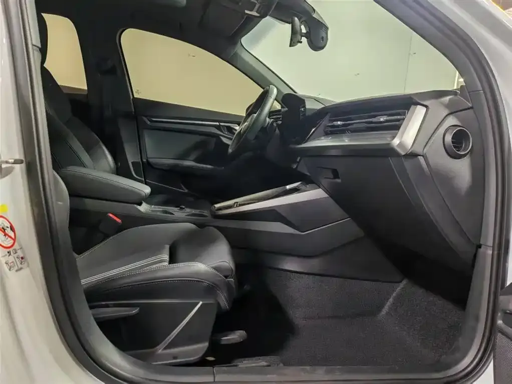 Audi A3 2022 из CN, фото 4