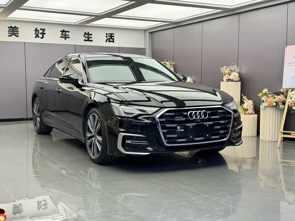 Audi A6L 2022 из CN, фото 10