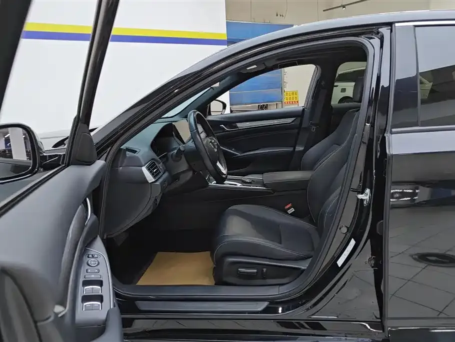 Honda Inspire 2022 из CN, фото 7