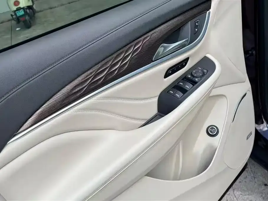 Buick Enclave 2022 из CN, фото 2