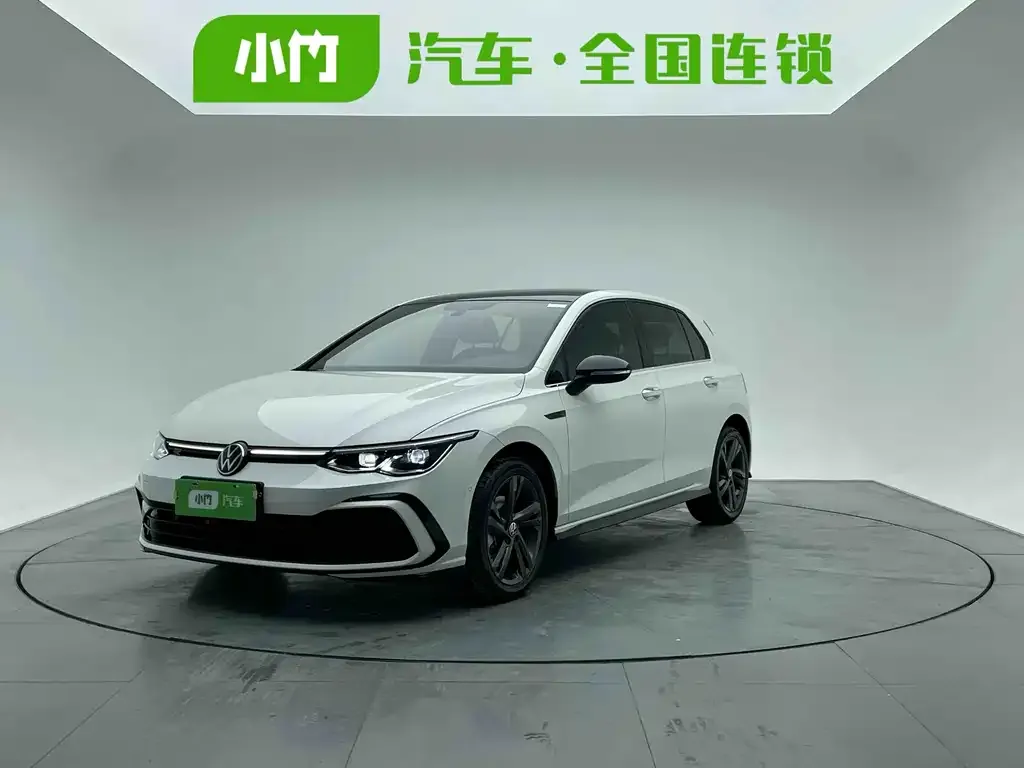 Volkswagen Golf 2023 из CN, фото 1