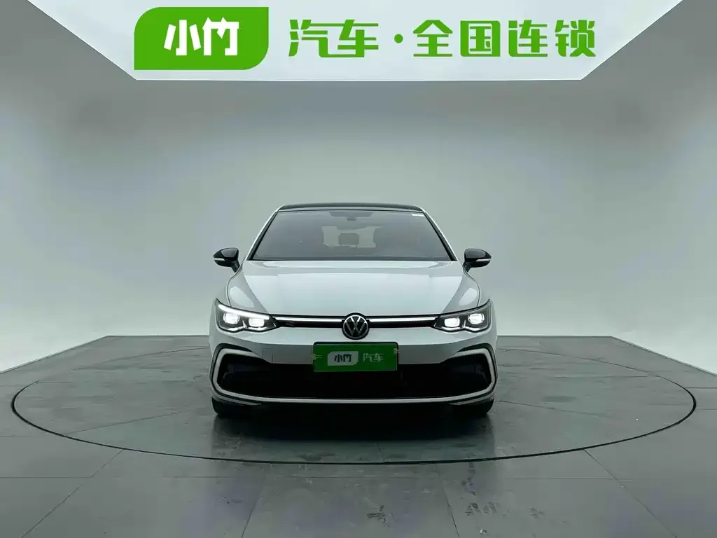 Volkswagen Golf 2023 из CN, фото 3