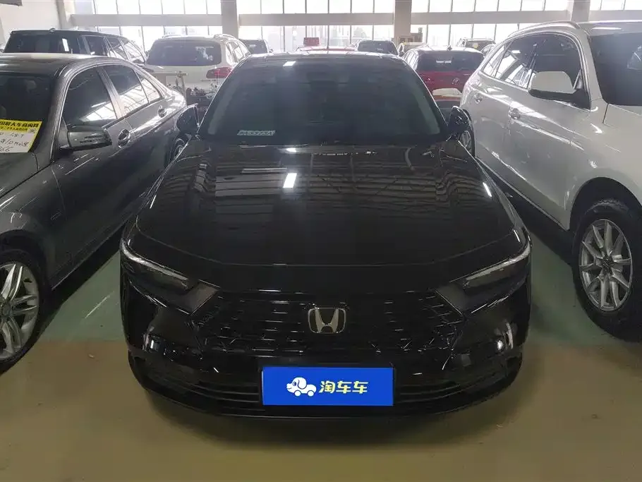 Honda Accord 2023 из CN, фото 5