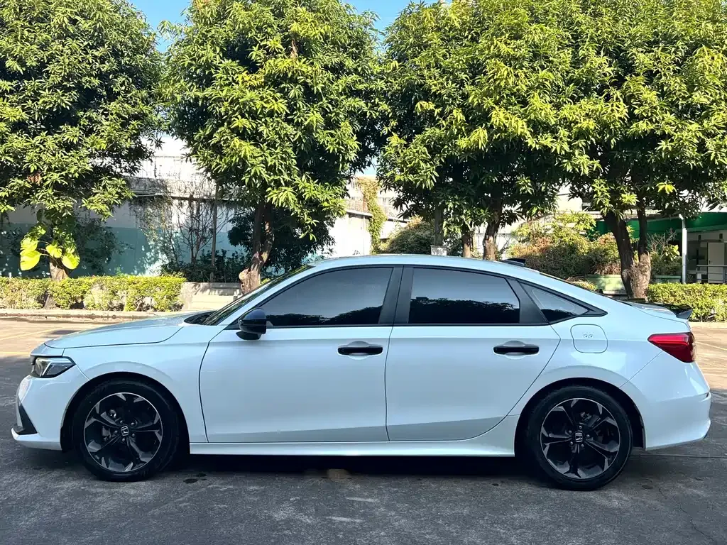 Honda Civic — фото 2