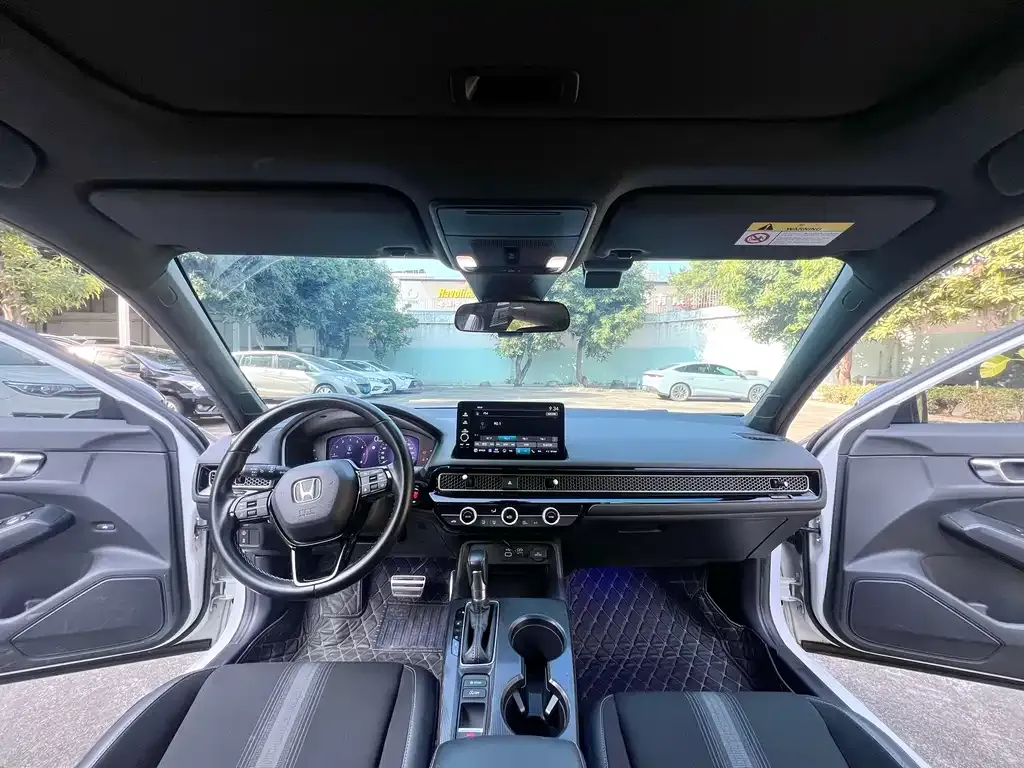 Honda Civic — фото 8