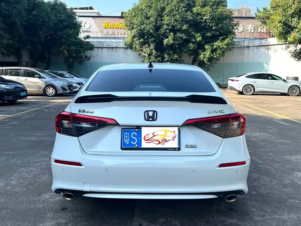 Honda Civic — фото 5