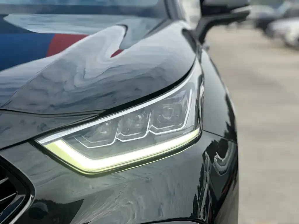 Toyota Crown Kluger 2023 из CN, фото 3
