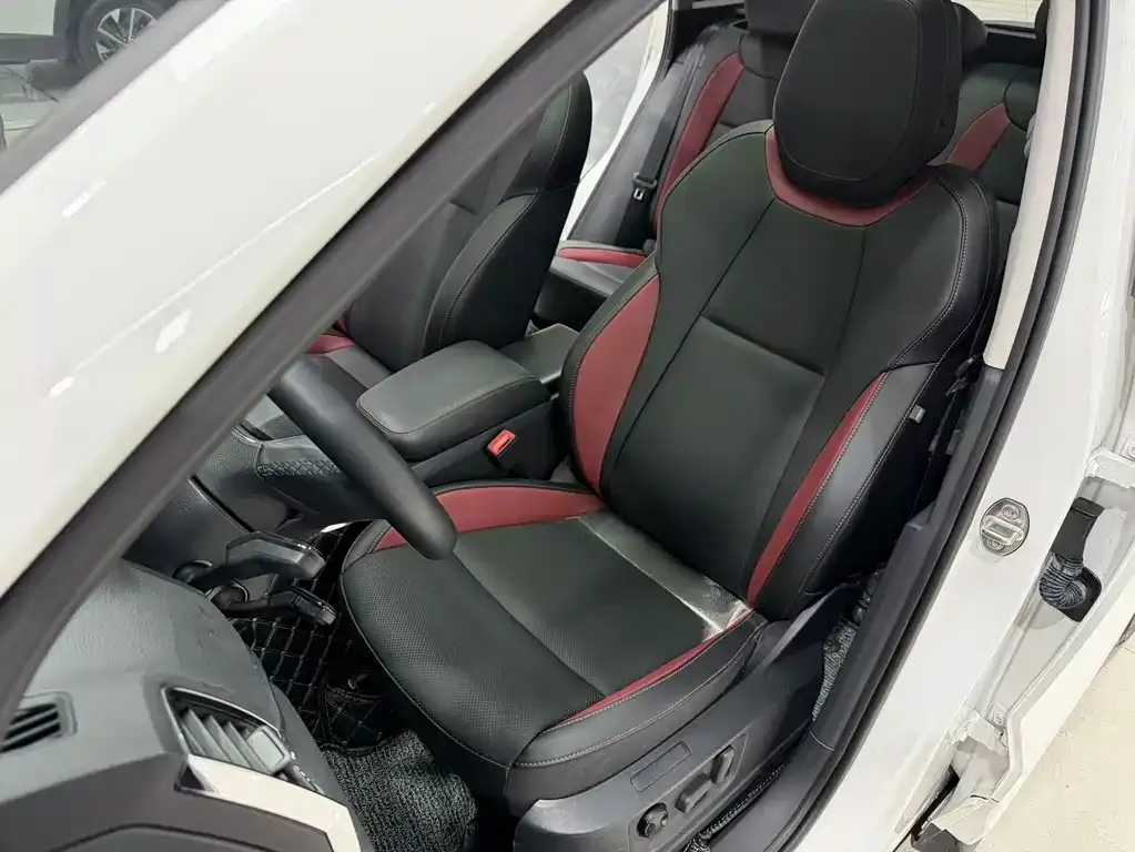 Skoda Karoq 2022 из CN, фото 6