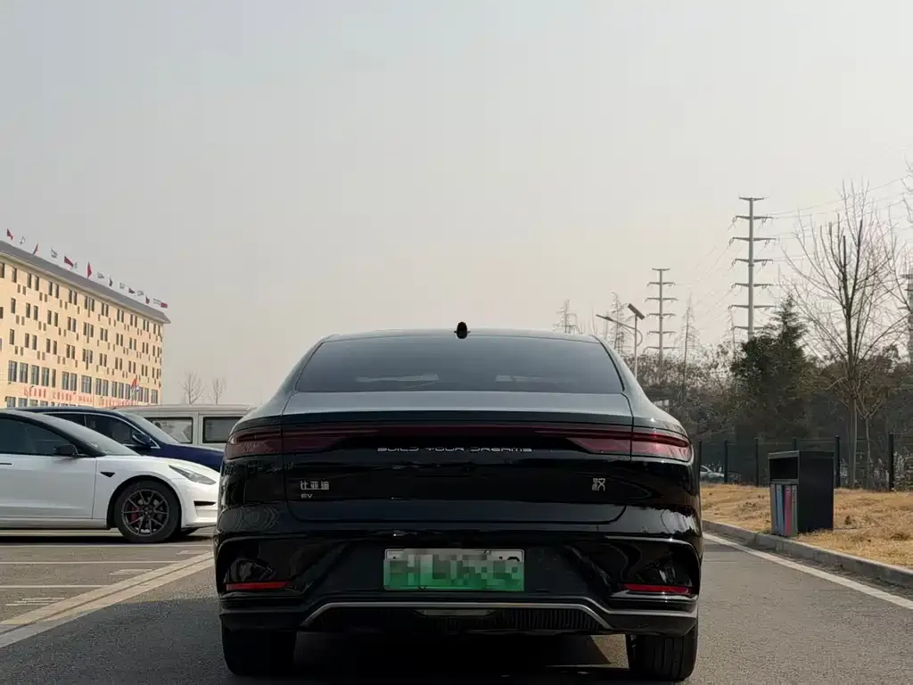 BYD Han 2025 из CN, фото 3