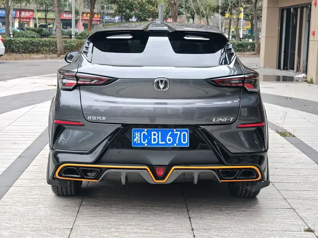 Changan UNI-T — фото 9