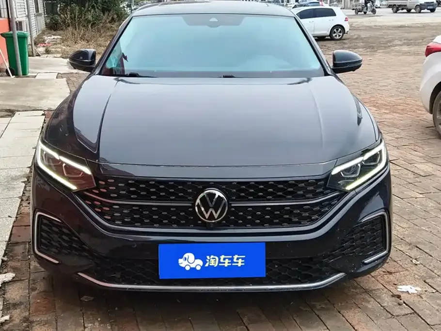 Volkswagen Passat — фото 2