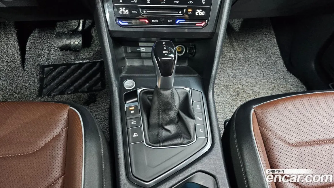 Volkswagen Tiguan 2023 из KR, фото 8