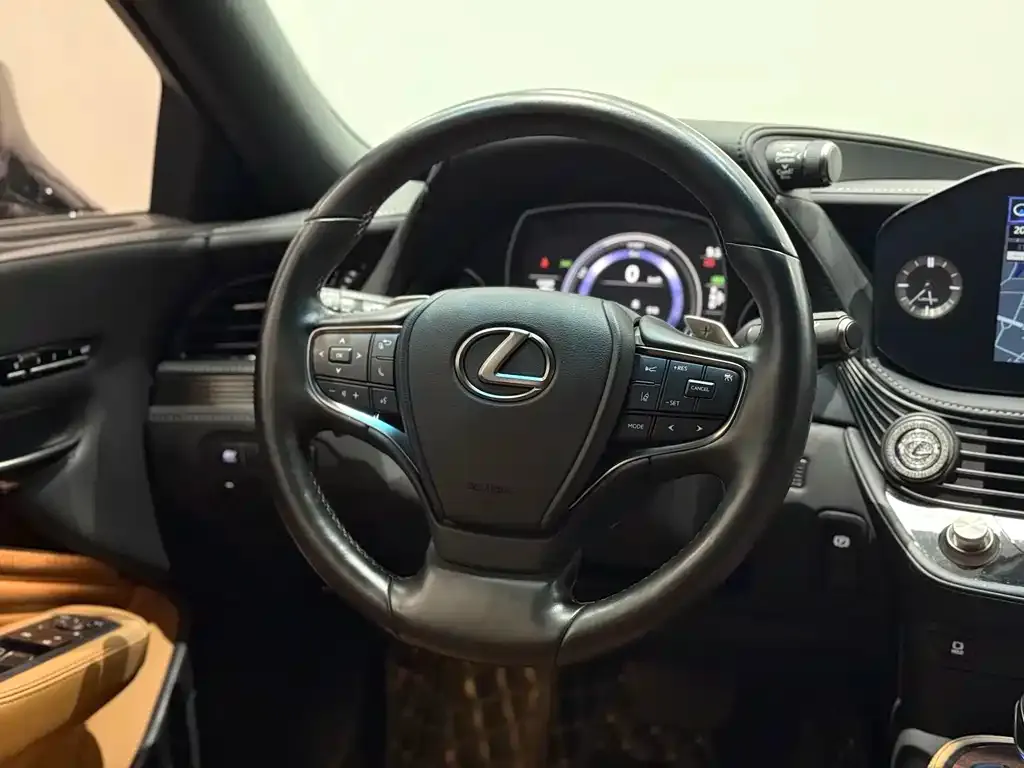 Lexus LS 2022 из CN, фото 4