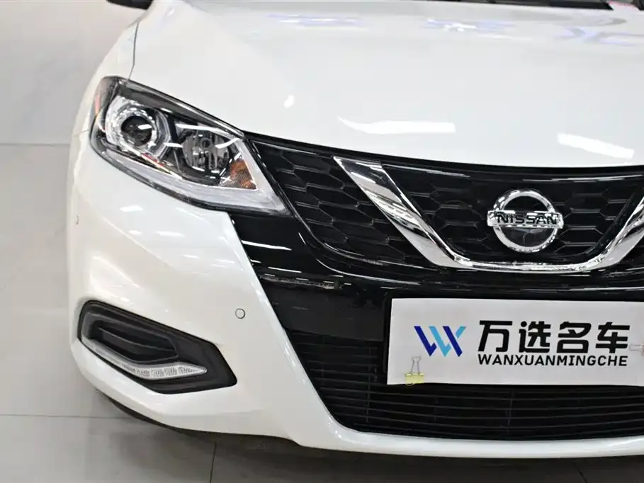 Nissan Tiida 2021 из CN, фото 2