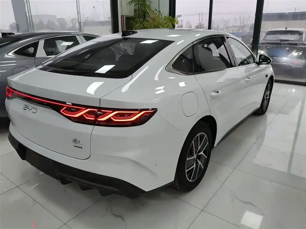 BYD Qin L 2025 из CN, фото 2