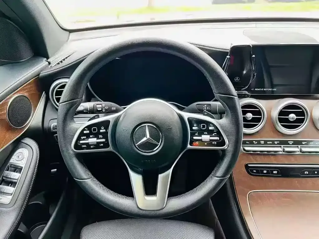 Mercedes-Benz GLC — фото 3
