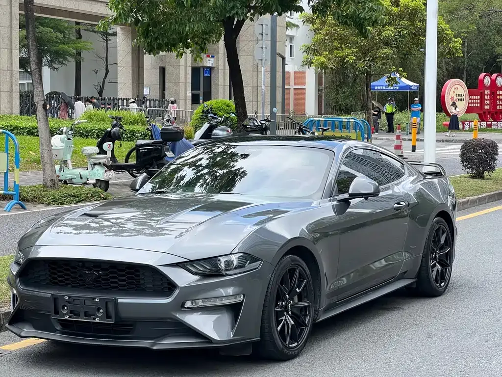 Ford Mustang 2021 из CN, фото 1