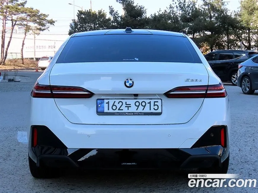 BMW 5-Series 2024 из KR, фото 5