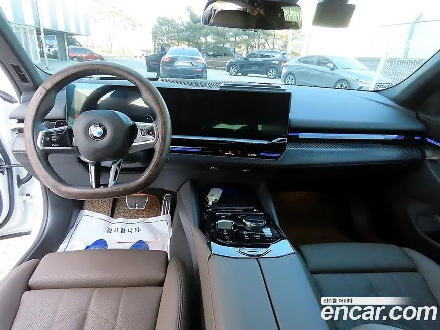 BMW 5-Series 2024 из KR, фото 4