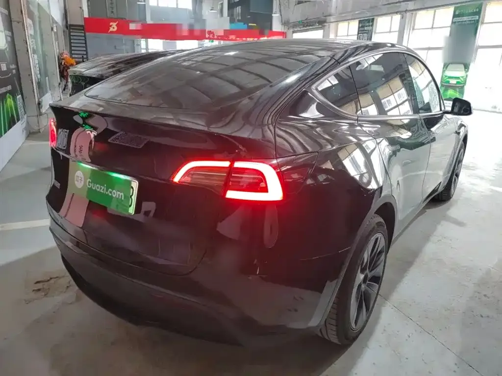 Tesla Model Y 2024 из CN, фото 6