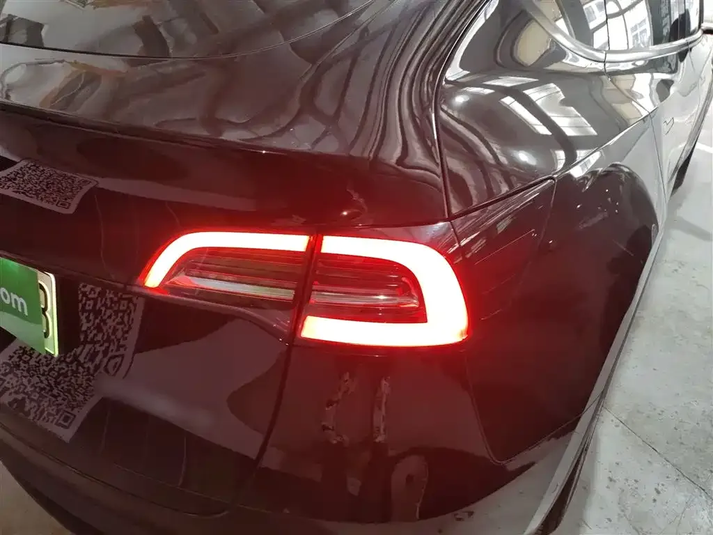 Tesla Model Y 2024 из CN, фото 8