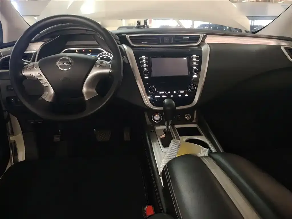 Nissan Murano 2023 из CN, фото 2